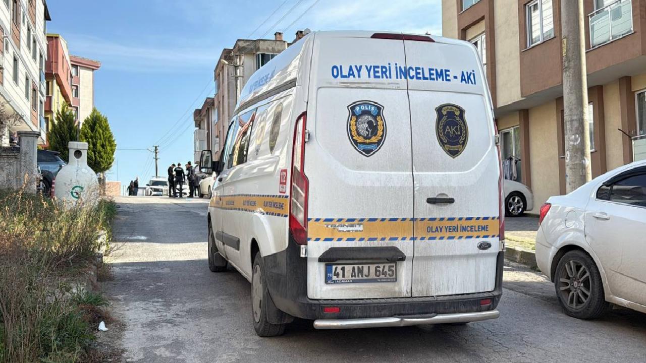 Kocaeli’de komşular arasındaki kavgada 1 kişi öldü, 3 kişi yaralandı haberi