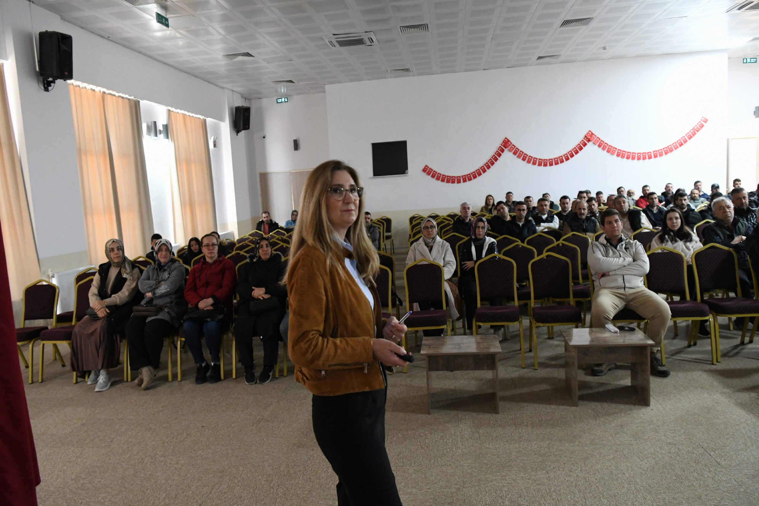 Lapseki’de iş sağlığı ve güvenliği kursu verildi haberi