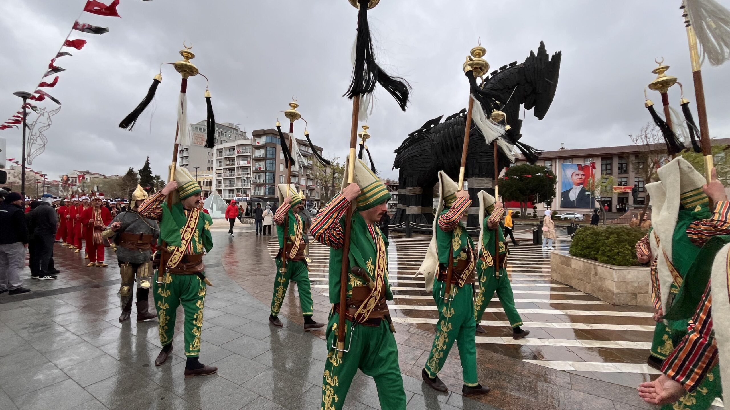 Milli Savunma Bakanlığı Mehteran Birliği, Çanakkale’de konser verdi haberi