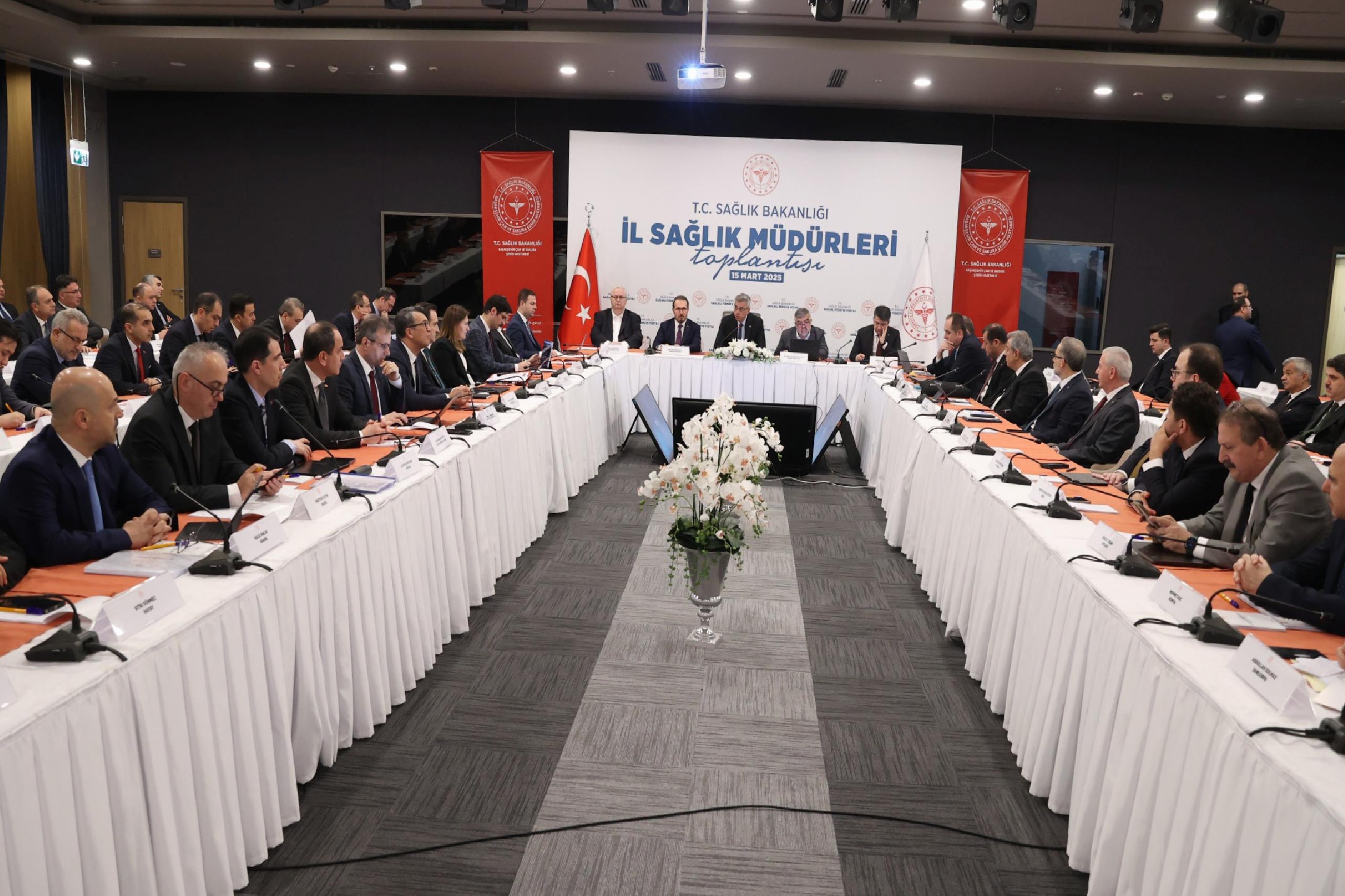 Sağlık Bakanı Memişoğlu, 81 ilin sağlık müdürüyle İstanbul’da buluştu haberi